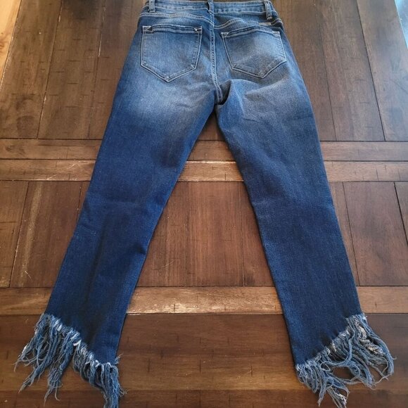 KanCan Distressed Frayed Hem Cropped Jeans Size 3/25 - Picture 2 of 5